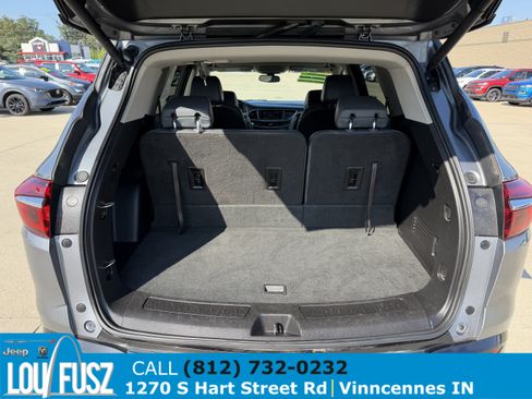 Used 2020 Buick Enclave Essence AWD/4WD image 9