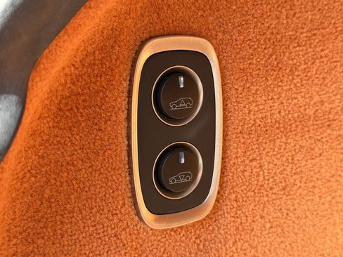 Used 2023 Aston Martin DBX 707 image 37