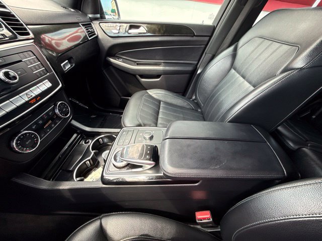 Used 2018 Mercedes-Benz GLS 450 4MATIC image 13