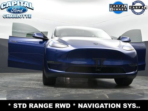 Used 2024 Tesla Model Y 2WD image 33
