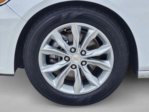 Used 2024 Chevrolet Malibu LT FWD image 22