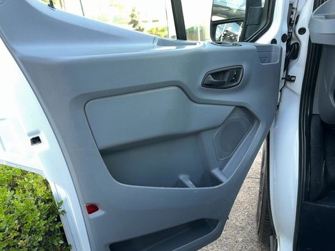 Used 2018 Ford Transit 250 148 Medium Roof RWD image 14
