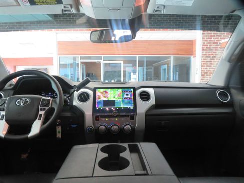 Used 2019 Toyota Tundra SR5 AWD/4WD image 50