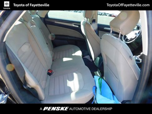 Used 2020 Ford Fusion S image 5