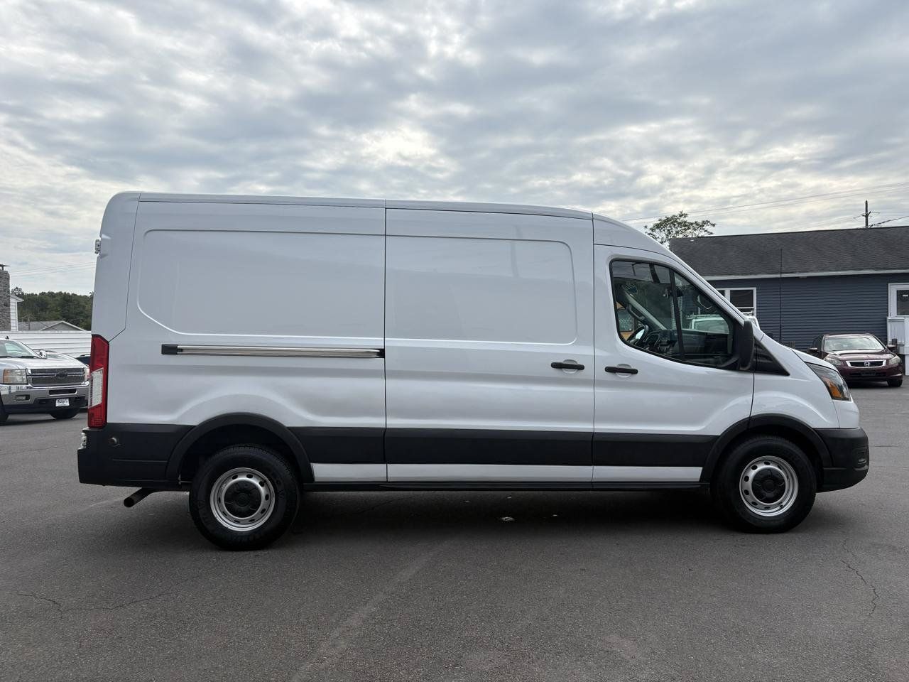 Used 2020 Ford Transit 250 Medium Roof w/ Load Area Protection Package RWD image 6