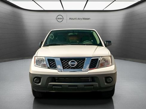 Used 2018 Nissan Frontier S RWD image 1