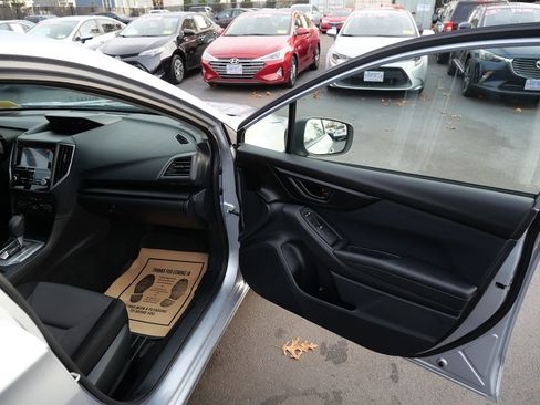 Used 2019 Subaru Impreza 2.0i image 22