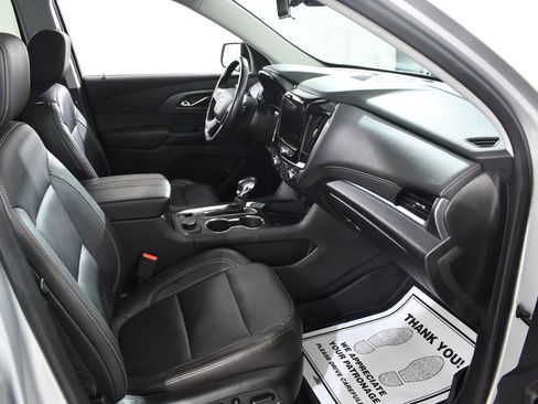 Used 2021 Chevrolet Traverse Premier w/ Redline Edition AWD/4WD image 10