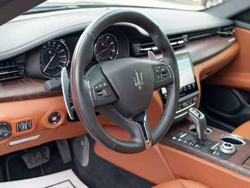 Certified 2023 Maserati Quattroporte Modena Q4 AWD/4WD image 21