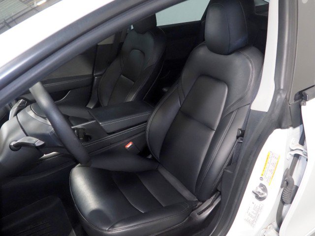 Used 2022 Tesla Model 3 Performance AWD/4WD image 15