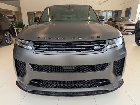 New 2025 Land Rover Range Rover Sport SV Edition Two image 9