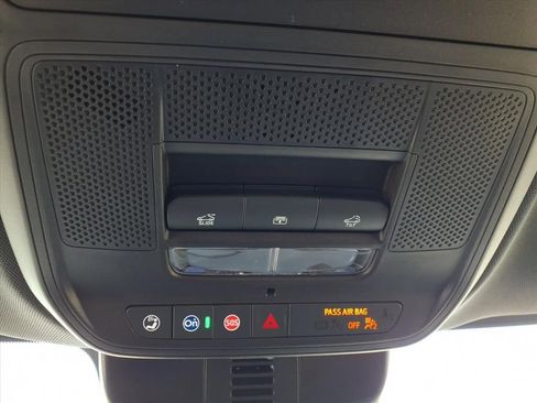 New 2026 Chevrolet Traverse LT w/ Sun and Wheel Package image 25