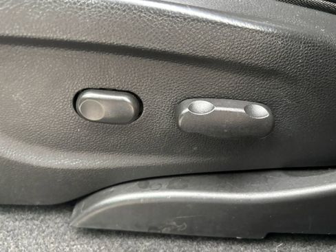 Used 2016 Buick Encore FWD image 18