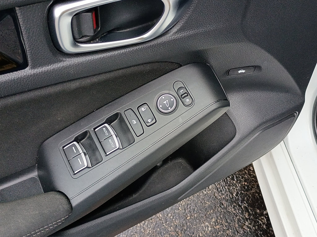 Certified 2022 Honda Civic EX image 17