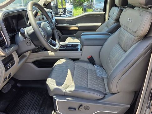 Used 2026 Ford F450 Platinum w/ Platinum Plus Package AWD/4WD image 5