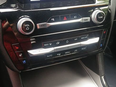 Used 2021 Ford Explorer ST w/ Equipment Group 401A AWD/4WD image 21