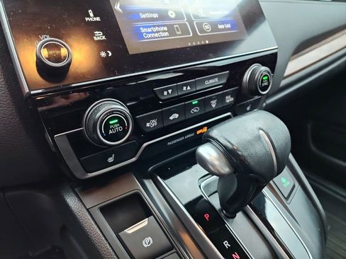 Used 2020 Honda CR-V Touring image 10
