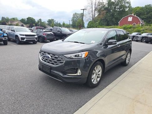 Used 2021 Ford Edge Titanium w/ Class II Trailer Tow Package AWD/4WD image 3