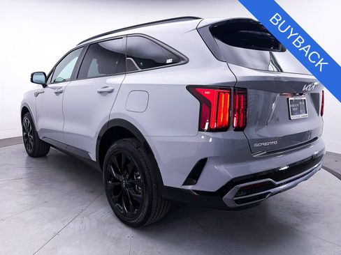 Used 2023 Kia Sorento SX AWD/4WD image 15