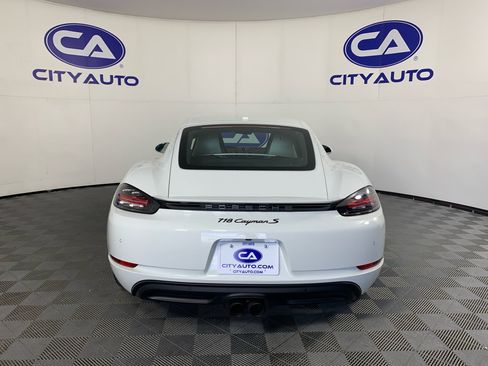 Used 2019 Porsche 718 Cayman S RWD image 4