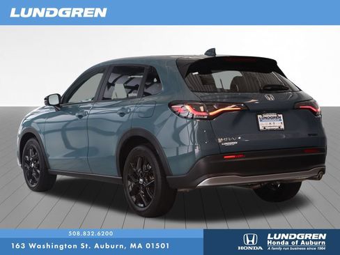 Used 2024 Honda HR-V Sport image 4