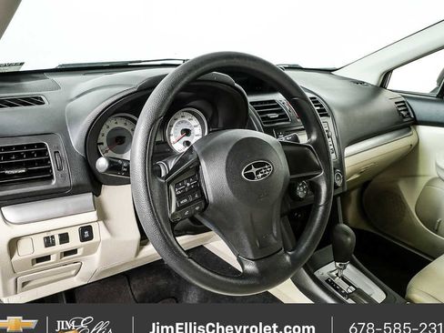 Used 2013 Subaru Impreza 2.0i image 4