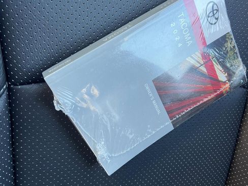 Used 2024 Toyota Tacoma SR image 18