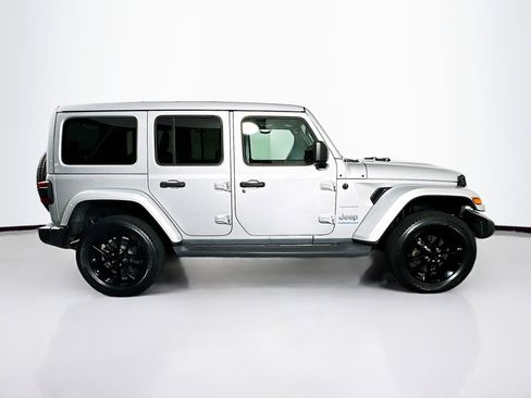Used 2023 Jeep Wrangler Sahara w/ Cold Weather Group image 10