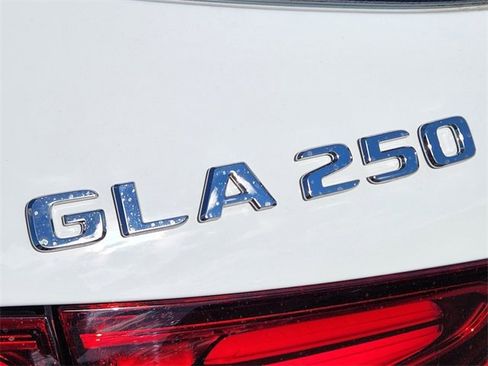 Certified 2026 Mercedes-Benz GLA 250 4MATIC image 14