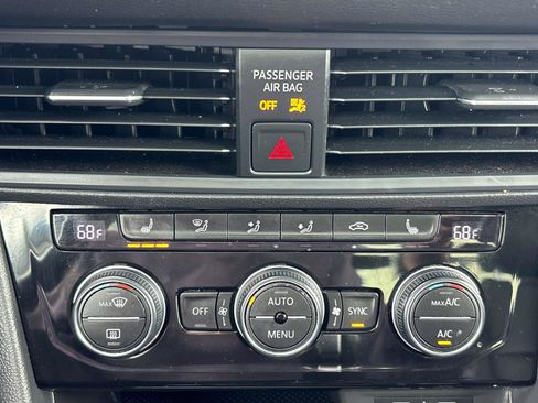 Used 2020 Volkswagen Jetta R-Line image 20