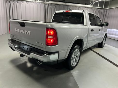 New 2026 RAM 1500 4x4 Crew Cab image 7