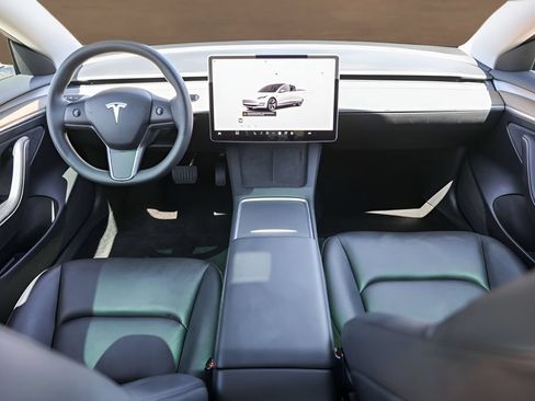 Used 2023 Tesla Model 3 Standard Range RWD image 22