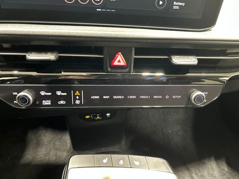 New 2025 Kia EV6 Light image 17