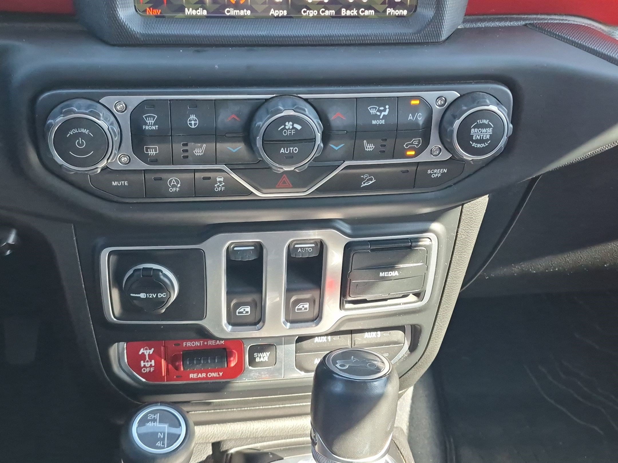 Used 2018 Jeep Wrangler Rubicon AWD/4WD image 27