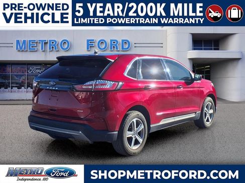 Used 2022 Ford Edge SEL w/ Convenience Package image 3