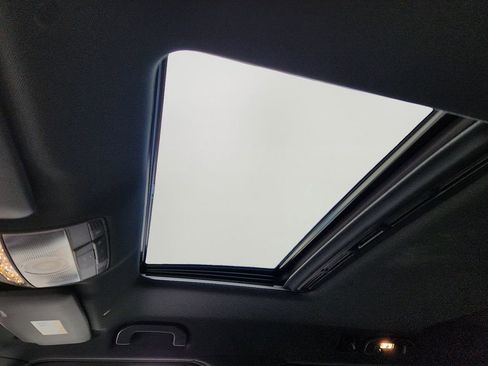 Used 2023 Mercedes-Benz G 550 G 550 image 15