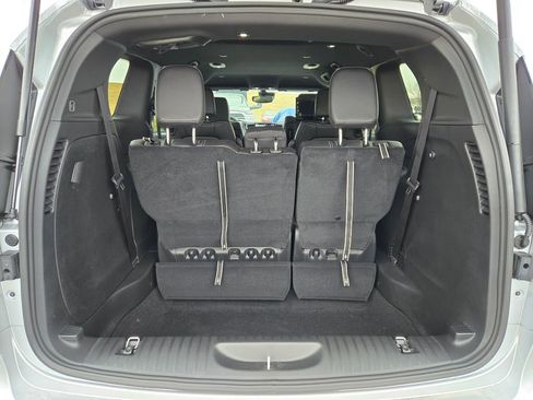 New 2026 Chrysler Pacifica Select AWD/4WD image 29