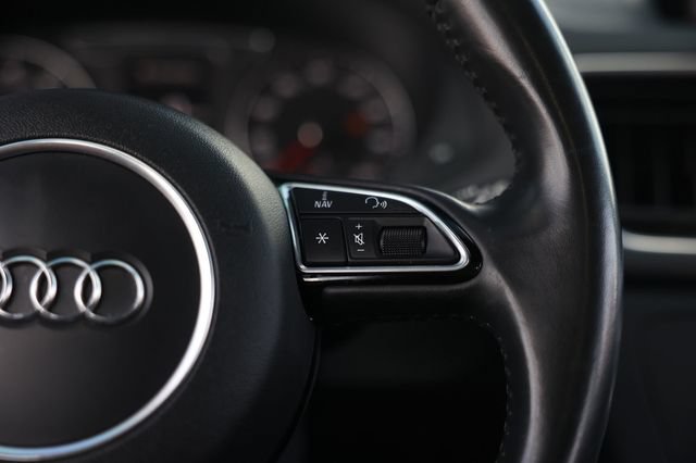 Used 2018 Audi Q3 2.0T Premium FWD image 29