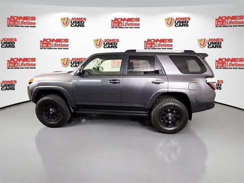 Used 2015 Toyota 4Runner Trail image 13