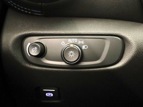 Used 2025 Chevrolet Blazer RS w/ Driver Confidence II Package image 28