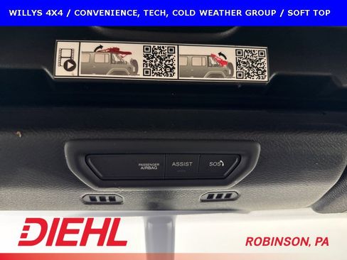 Certified 2022 Jeep Wrangler Willys image 32