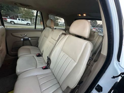 Used 2013 Volvo XC90 3.2 image 16