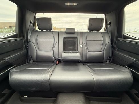Used 2024 Toyota Tundra Platinum AWD/4WD image 28