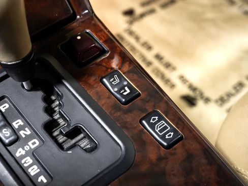 Used 1998 Mercedes-Benz SL 500 image 25