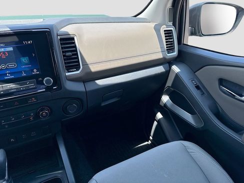 Used 2024 Nissan Frontier SV w/ Technology Package RWD image 20