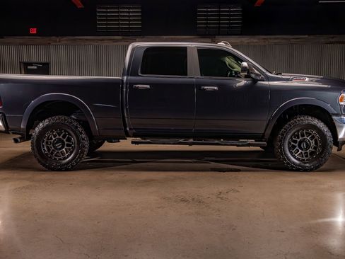 Used 2021 RAM 2500 Laramie AWD/4WD image 9