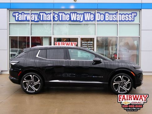 New 2026 Chevrolet Equinox EV LT image 1