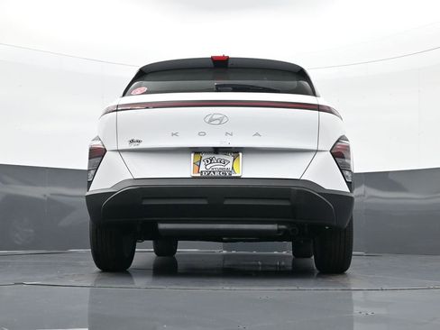 New 2026 Hyundai Kona SE image 26