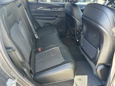 New 2025 Jeep Grand Cherokee Altitude image 15