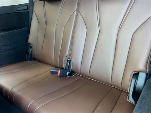 Certified 2023 Acura MDX FWD w/ Technology Package image 17